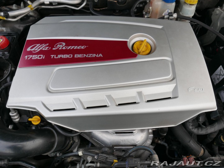 Alfa Romeo 159 SW 1,8TBi Ti REZERVACE 2009