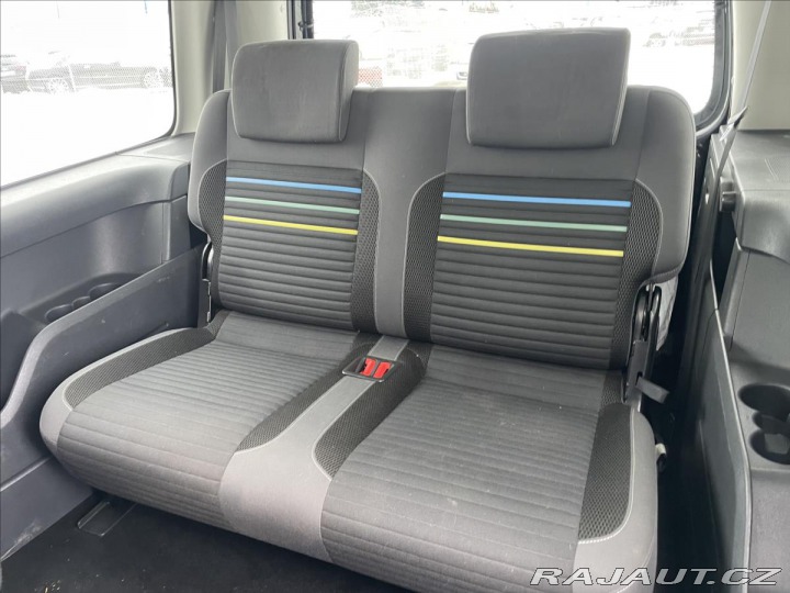 Volkswagen Caddy 2,0 TDi 103kw MAXI SOCCER 2014