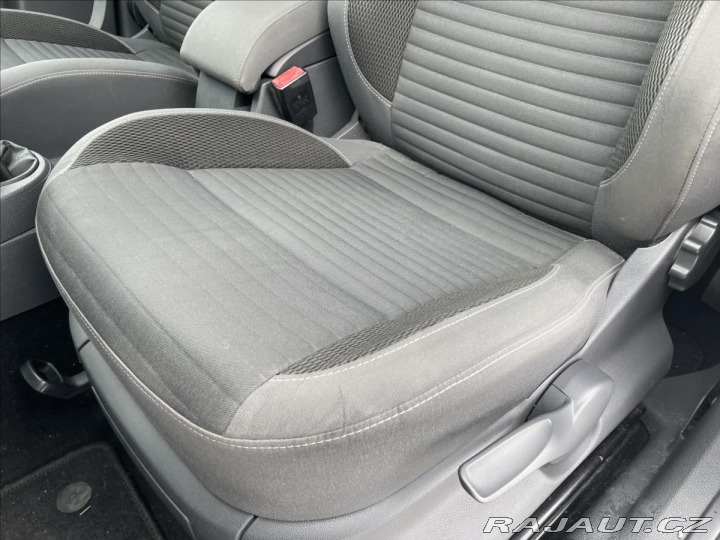 Volkswagen Caddy 2,0 TDi 103kw MAXI SOCCER 2014