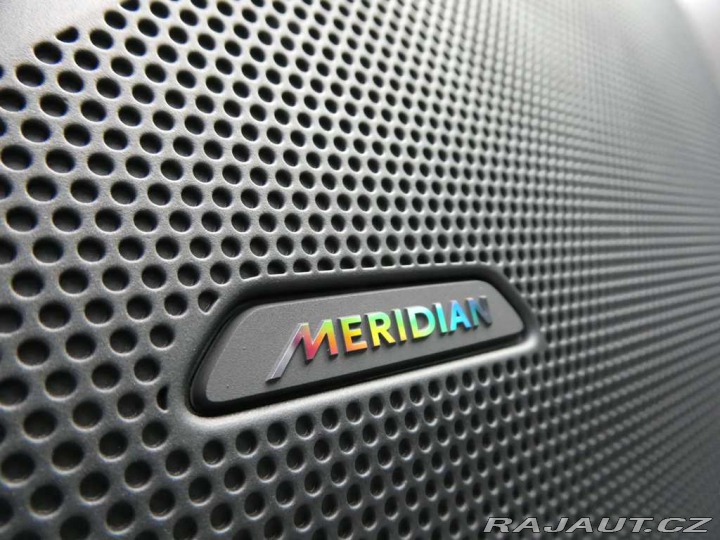 Land Rover Range Rover Velar 2,0 Dynamic SE P400e 4x4 2025