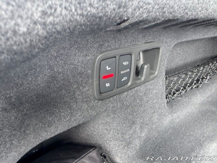 Audi SQ8 TFSI 373kW PPF 2023