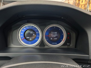 Volvo S60 2.4 D5 AWD R-Design 158kW 2011