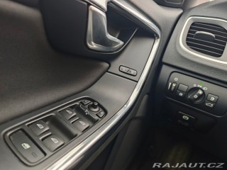 Volvo S60 2.4 D5 AWD R-Design 158kW 2011