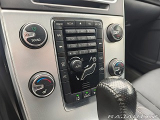 Volvo S60 2.4 D5 AWD R-Design 158kW 2011