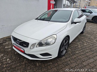 Volvo S60 2.4 D5 AWD R-Design 158kW 2011