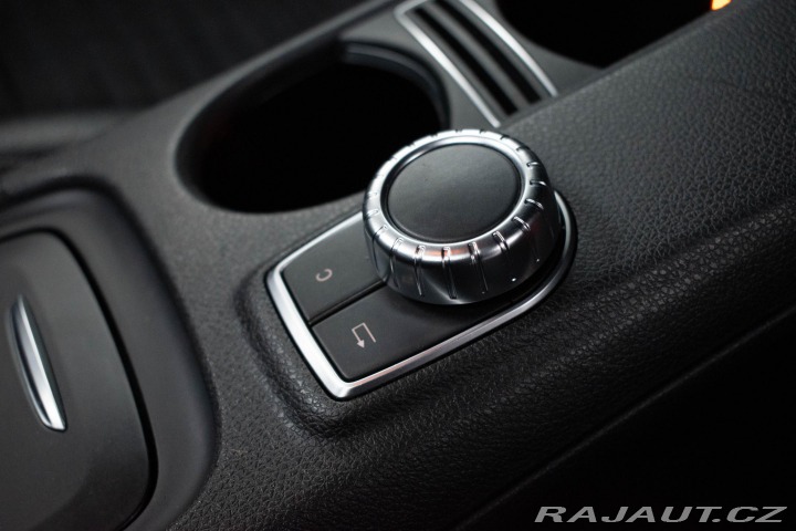 Mercedes-Benz GLA 200 CDI 100kW AUTOMAT*KAM 2014