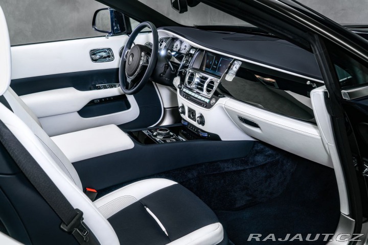 Rolls Royce Dawn  2019