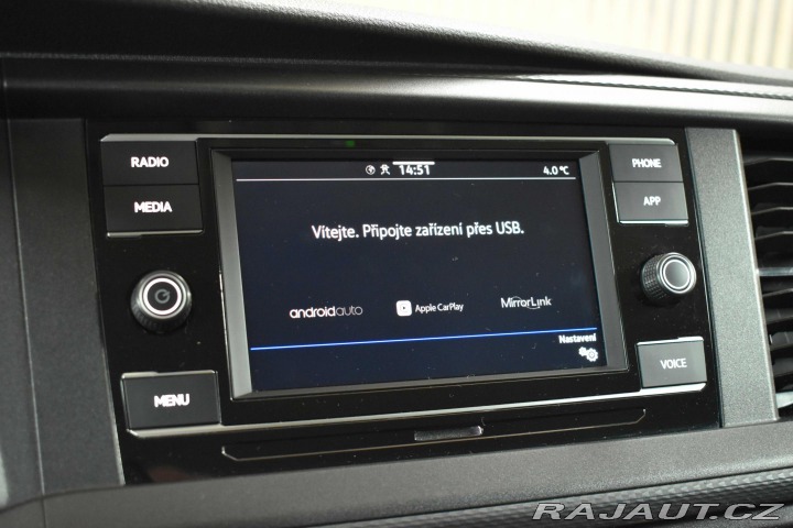 Volkswagen Caravelle 2.0 TDI 9.MÍST*MIRROR LIN 2023