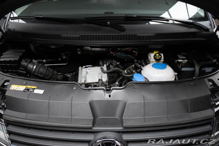 Volkswagen Caravelle 2.0 TDI REZERVACE 2023