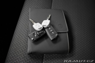 Volkswagen Caravelle 2.0 TDI 9.MÍST*MIRROR LIN 2023