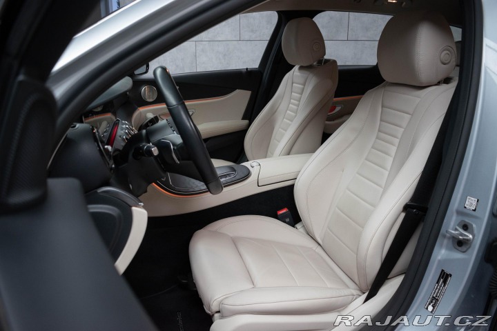 Mercedes-Benz E 220d 4M AVANTGARDE*TAŽNÉ* 2022