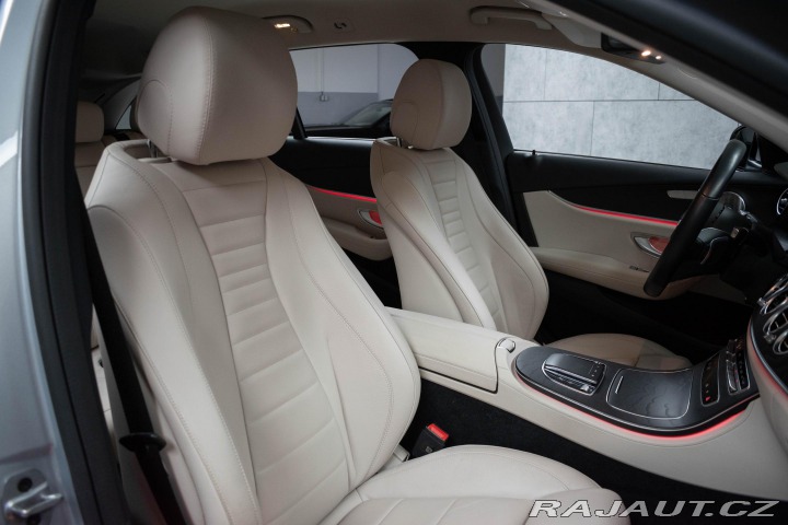 Mercedes-Benz E 220d 4M AVANTGARDE*TAŽNÉ* 2022