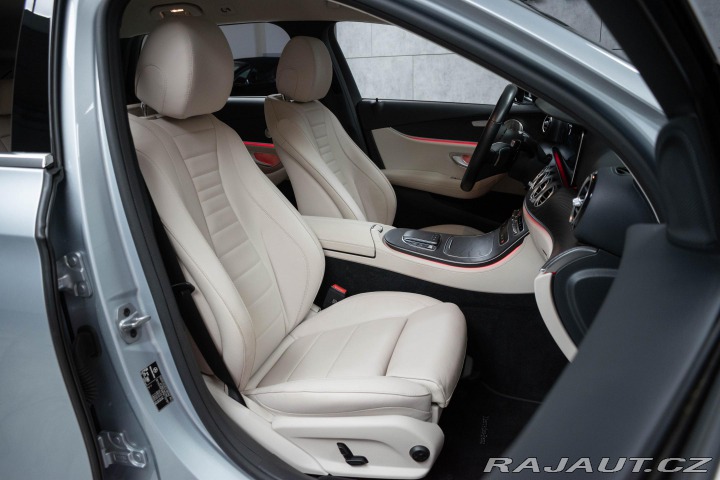 Mercedes-Benz E 220d*REZERVACE* 2022