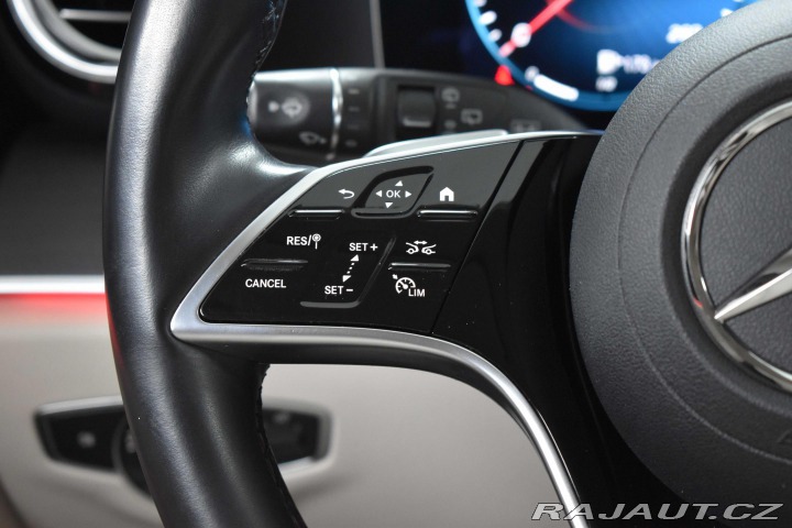 Mercedes-Benz E 220d*REZERVACE* 2022