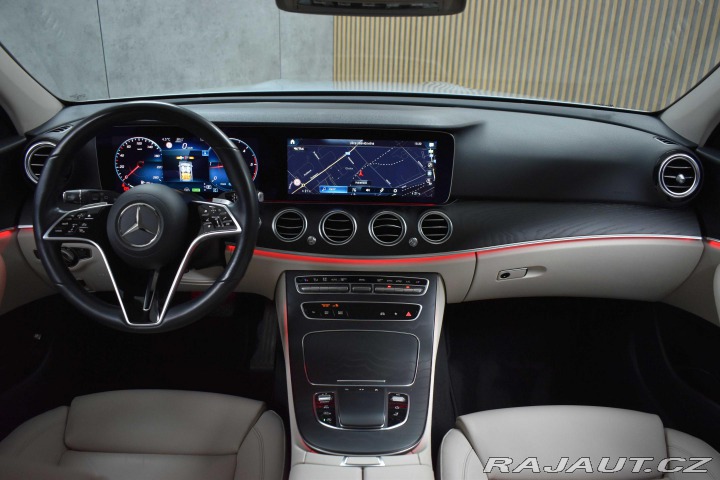 Mercedes-Benz E 220d 4M AVANTGARDE*TAŽNÉ* 2022
