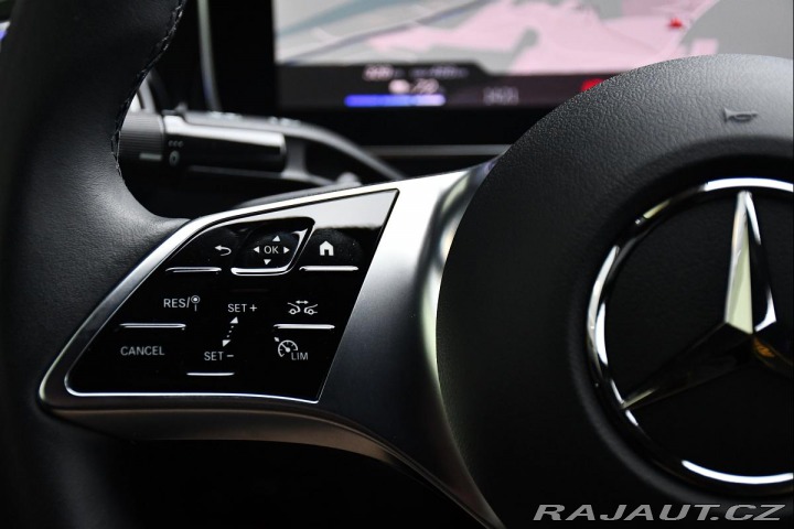 Mercedes-Benz EQE 300 2025