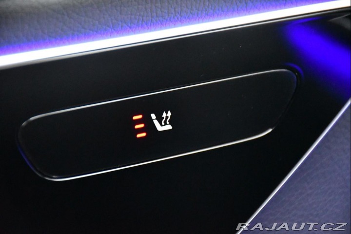 Mercedes-Benz EQE 300 1M 4L-ZÁRUKA 2025