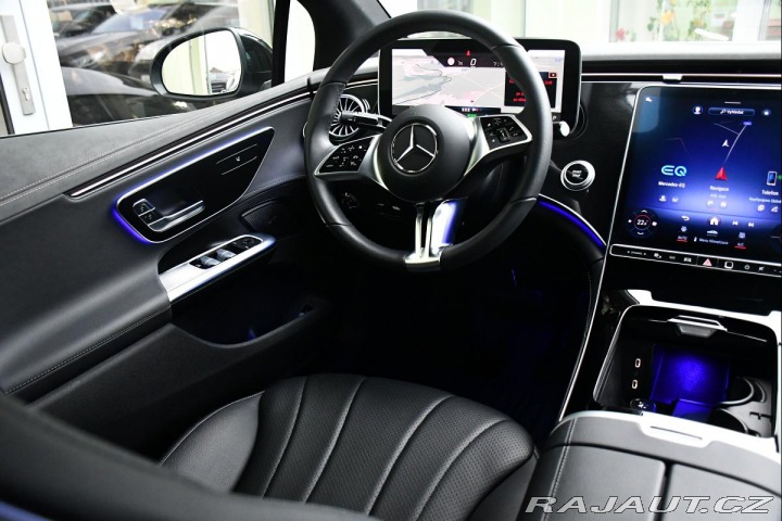 Mercedes-Benz EQE 300 1M 4L-ZÁRUKA 2025