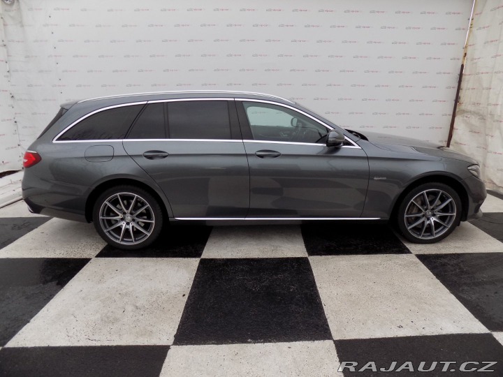 Mercedes-Benz E 400d/4-M/Full-LED/Webasto 2018