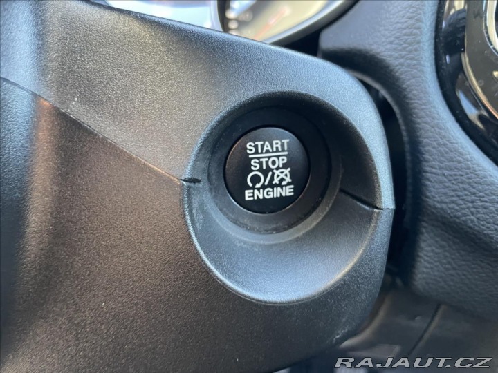 Jeep Compass 1,6 Multijet Limited Tažn 2020