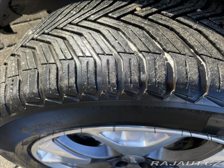 Jeep Compass 1,6 Multijet Limited Tažn 2020