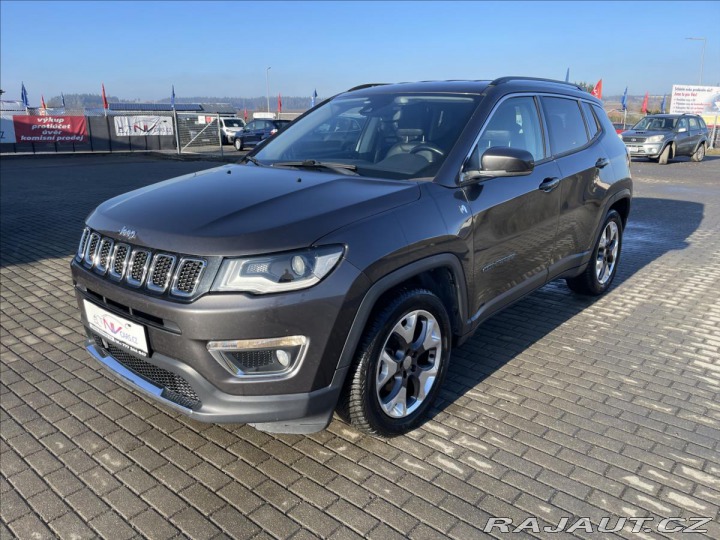 Jeep Compass 1,6 Multijet Limited bez 2020