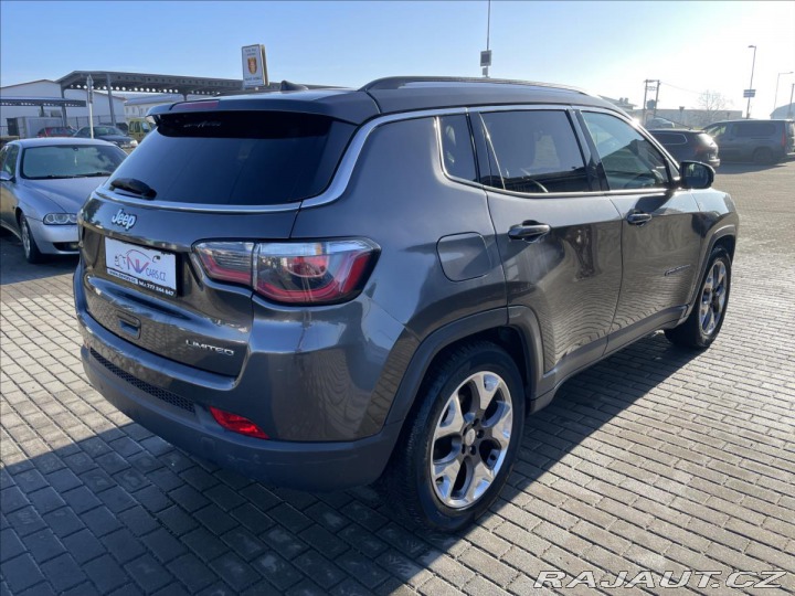 Jeep Compass 1,6 Multijet Limited Tažn 2020