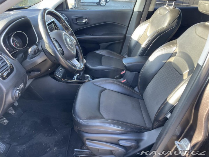Jeep Compass 1,6 Multijet Limited Tažn 2020