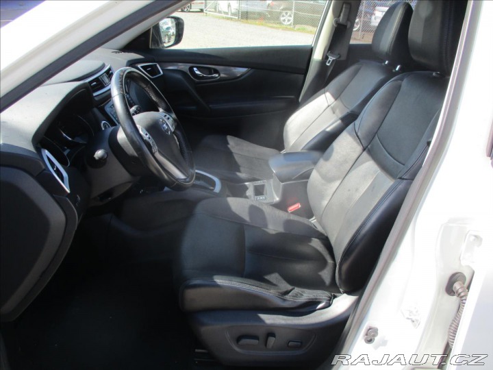 Nissan X-Trail 1,6 dCi 130 Tekna Automat 2015