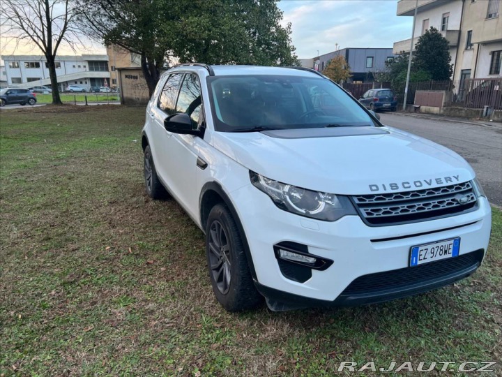 Land Rover Discovery Sport 2,2 HSE 4WD Automat bez k 2015