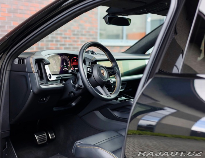 Porsche Cayenne Coupe 3.0 V6 E-Hybrid 34 2025