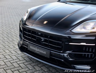 Porsche Cayenne Coupe 3.0 V6 E-Hybrid 34 2025