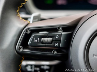 Porsche Cayenne Coupe 3.0 V6 E-Hybrid 34 2025