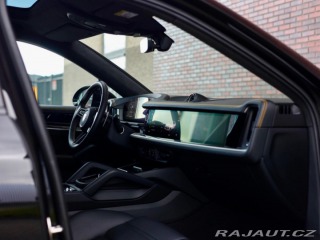 Porsche Cayenne Coupe 3.0 V6 E-Hybrid 34 2025