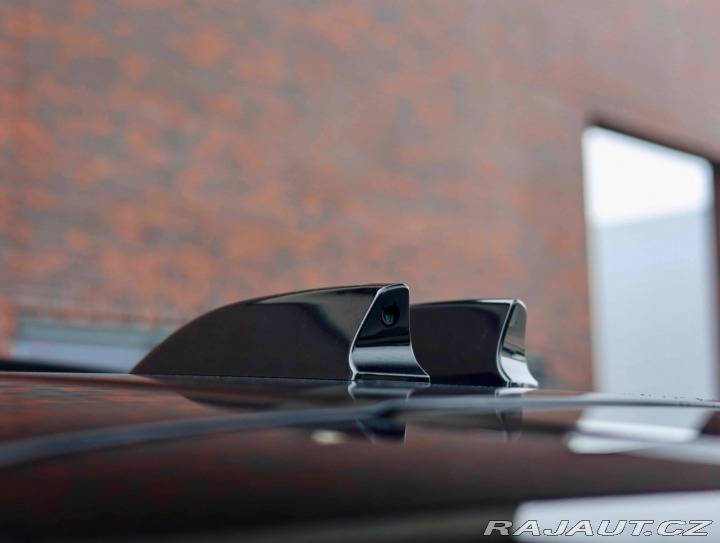 Land Rover Range Rover P550e Autobiography *23” 2024