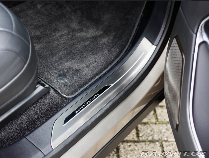 Land Rover Range Rover P550e Autobiography *23” 2024