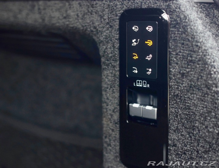 Land Rover Range Rover P550e Autobiography *23” 2024