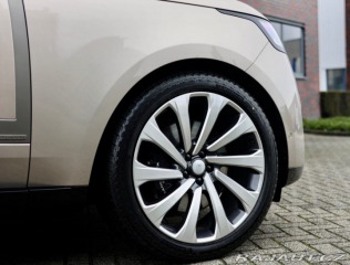 Land Rover Range Rover P550e Autobiography *23” 2024