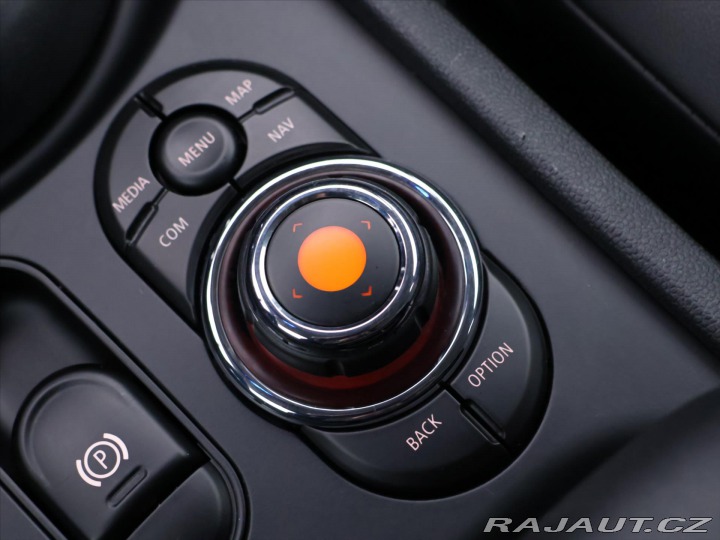 Mini Clubman 2,0 i 141kW S Aut. LED Ků 2021