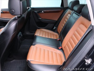 Volkswagen Passat 2,0 TDi 103kW Highline Ků 2011