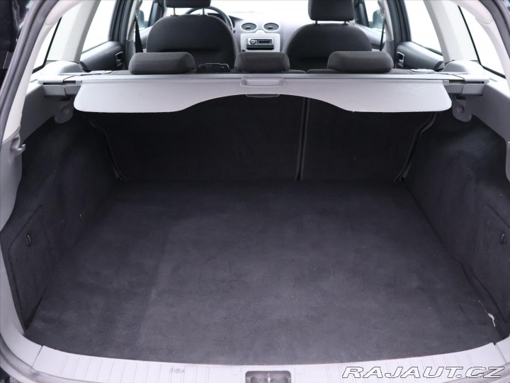 Ford Focus 1,4 i 59kW Tažné STK 05/2 2008