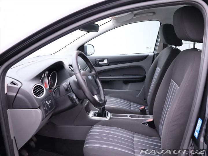 Ford Focus 1,4 i 59kW Tažné STK 05/2 2008