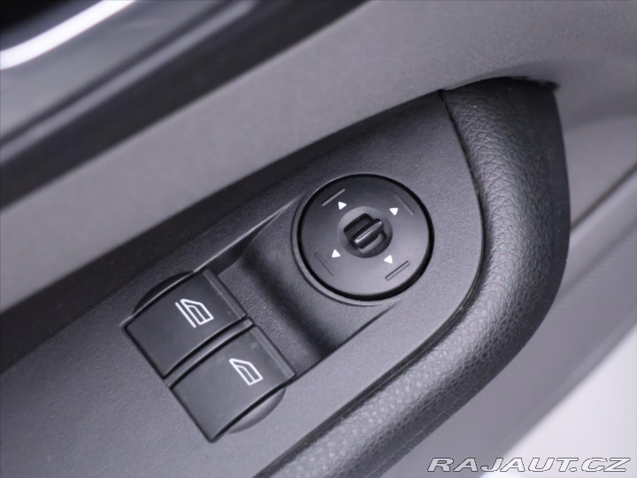 Ford Focus 1,4 i 59kW Tažné STK 05/2 2008