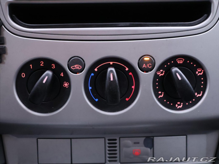 Ford Focus 1,4 i 59kW Tažné STK 05/2 2008