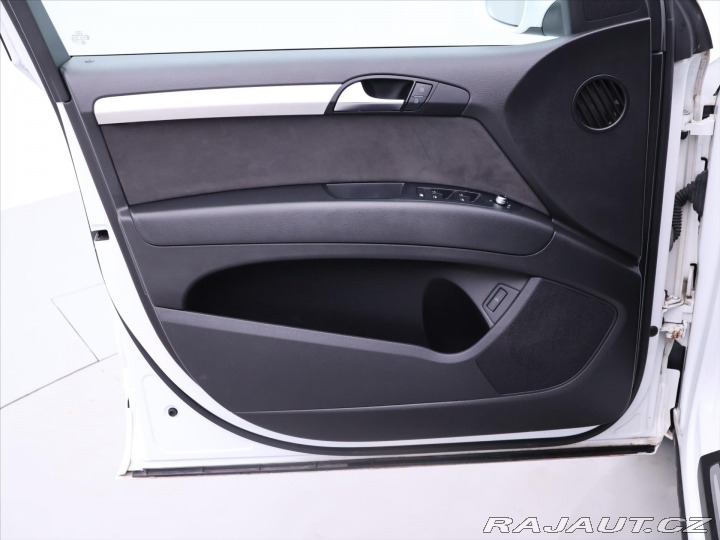 Audi Q7 3,0 TDI 176kW Quattro CZ 2010