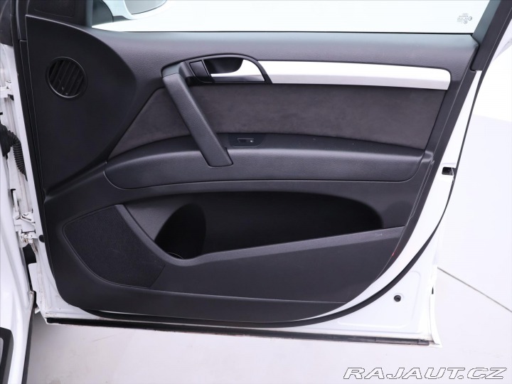 Audi Q7 3,0 TDI 176kW Quattro CZ 2010