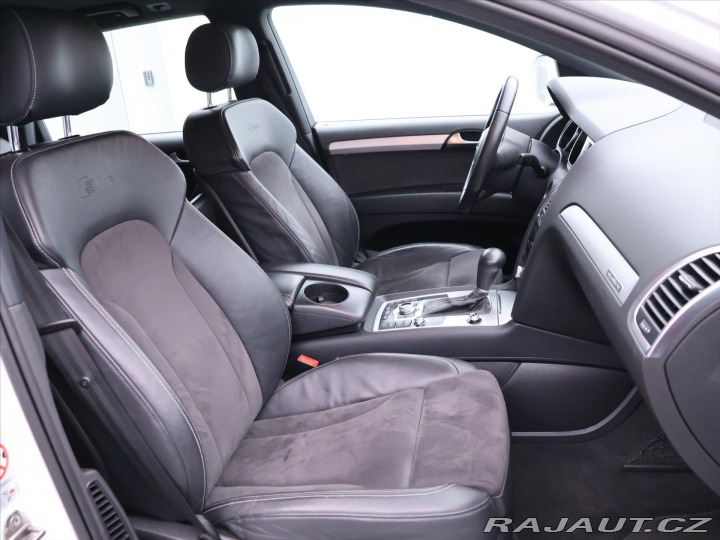 Audi Q7 3,0 TDI 176kW Quattro CZ 2010