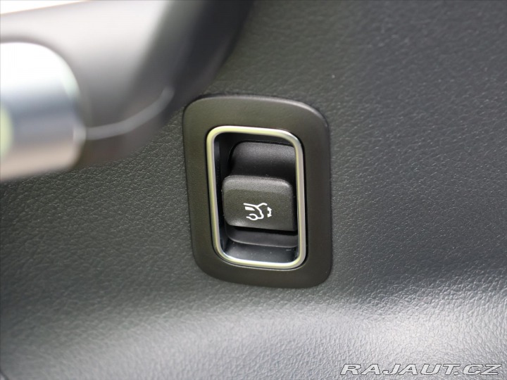 Mercedes-Benz GLB 2,0 200d 4MATIC AMG Premi 2025