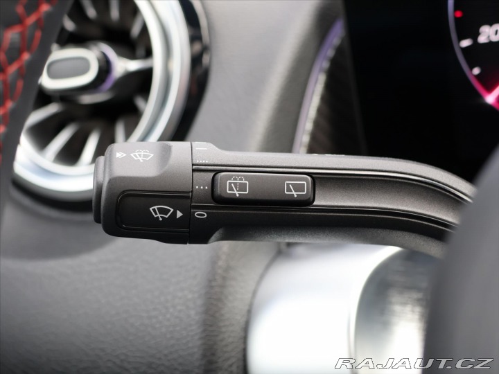 Mercedes-Benz GLB 2,0 200d 4MATIC AMG Premi 2025