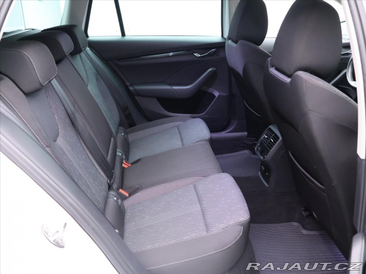 Škoda Octavia 2,0 TDI 110kW DSG Clever 2022